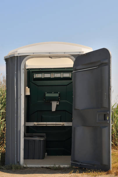 Affordable portable toilet rental in Inglis, FL