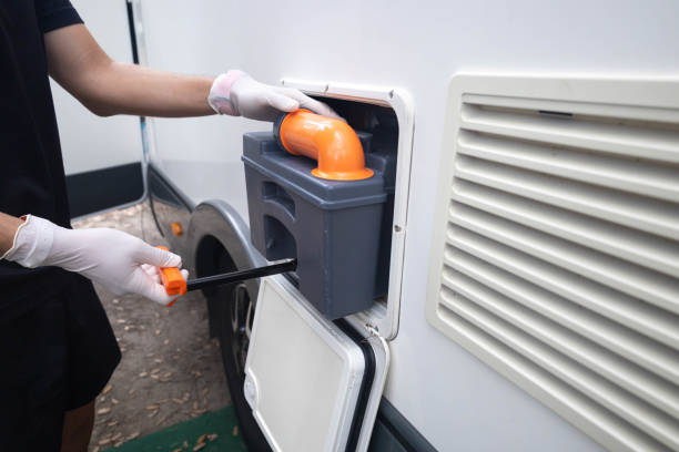 Best Porta potty rental near me  in Inglis, FL